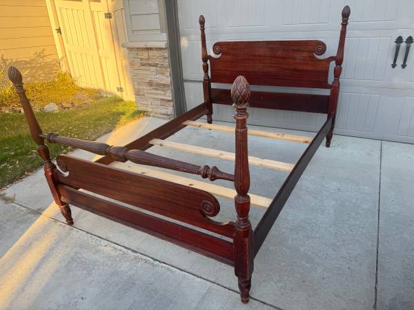 Solid Wood Full Bed 1