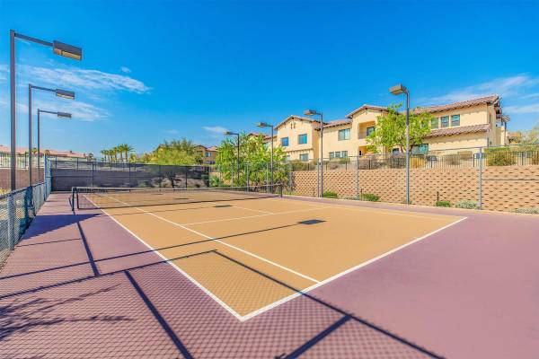 $2,850 / 2br - 1379ft2 - Dishwasher, Ample Guest Parking, Resident Clubhouse Chef's Kitchen63668337441665121