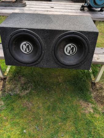 Memphis Audio Subwoofer 1