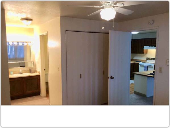 $1,315 / 1br - 470ft2 - Enjoy the best in off campus living at a great price! 1 bed / 1 bath (Anchorage)64004786049665122