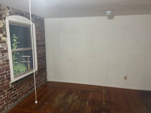 $775.00 / 1br - BEDROOM (Single occupancy ONLY). Shared resident/Roommate situation63945099335810122