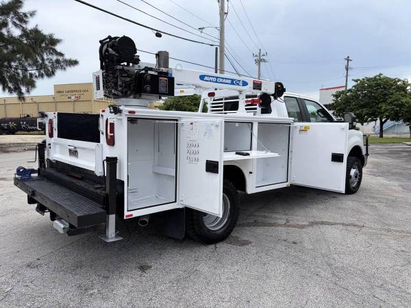 2019 Ford F350 SD 4X4 - Photo 8