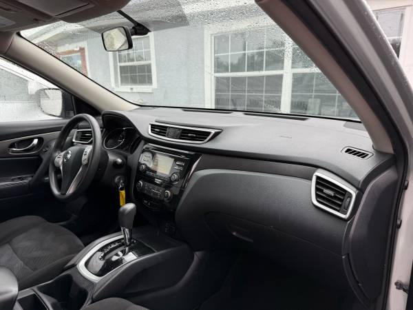 2016 Nissan Rogue - $6,500 (Seminole)63443222497923124