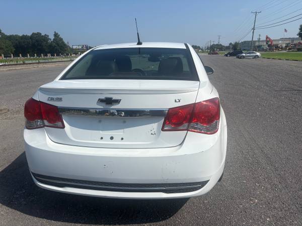2014 Chevy Cruze 130k - $2,49963621706194689123