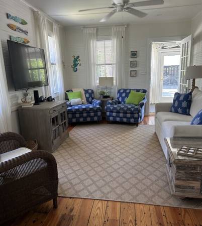 $155 / 2br - The Tranquility Folly Fun Beach Bungalow! (Folly Beach)64015946173953123