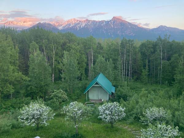 $2,600 / 4br - 3200ft2 - Large House with Spectacular Views on 40 Acres 20 minutes from Palmer (Sutton)64004783876738122