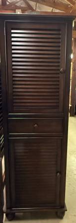 ✨ Solid Wood Storage Cabinet – Classic & Functional! ✨ 1