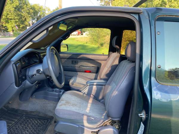 1998 Toyota Tacoma - Photo 8