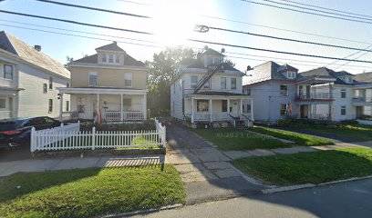 Comfortable 1 Bedroom Section 8 OK Parking 1