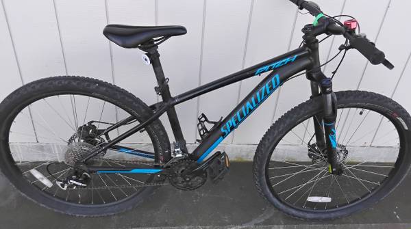 Specialized Pitch Small size, probably 15" 24sp. Disc hydraulic, front 1