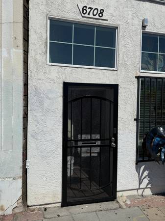 $2,300 / 2br - 🏡 2 Bedroom 1 Bathroom Apartment for Rent – $2,300/month + Utilities (oakland east)63845956591233120