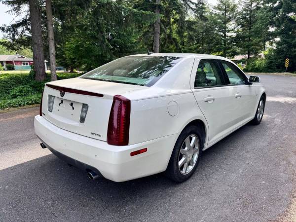 2005 Cadillac STS - Financing Available! - $5900.00 (Puyallup WA)63623493882881124