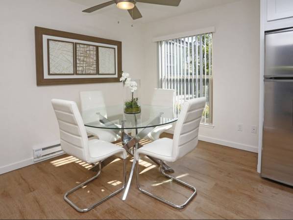 $4,895 / 3br - 1200ft2 - 3x2 - Top floor - Where Excellence and Convenience Meet (cupertino)63851966706691122