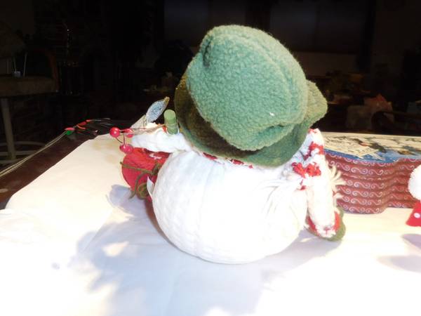 Variedad de artículos navideños con diseños de muñeco de nieve - $25 (Bothell)63470798466947124