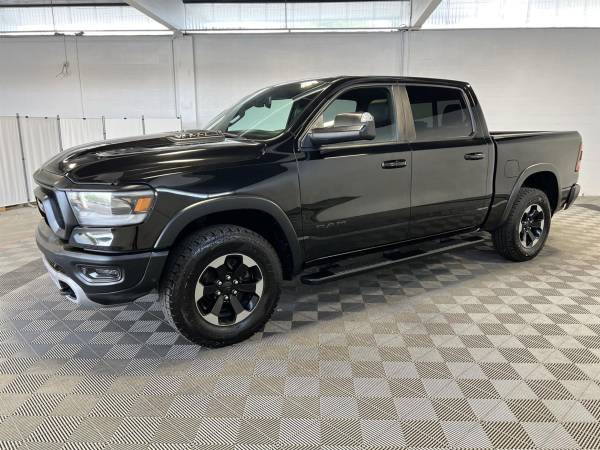 2019 Ram 1500 4x4 4WD Camioneta Dodge Rebel Crew Cab - $36,300 (Se habla español)63475758935297121