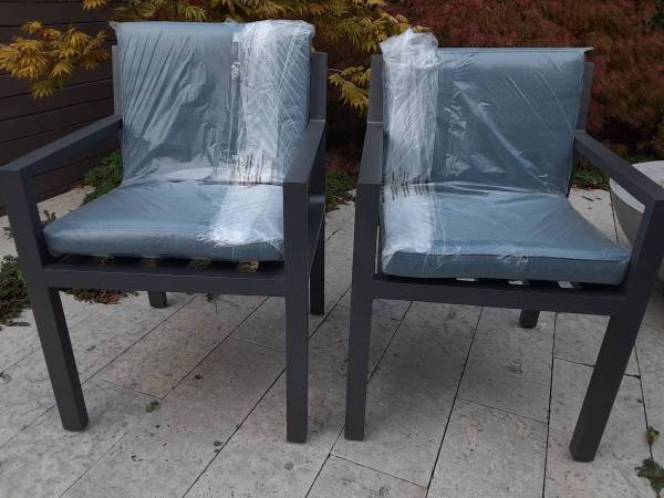 High Quality Patio Chairs (2) Brand New Still in Packaging 1