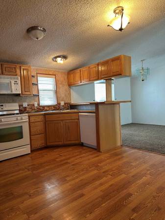 $86,500 / 3br - 1792ft2 - 3 BR/2 BA Manufactured Home in 55+ Community in Alamogordo (Alamogordo)63948217459203124