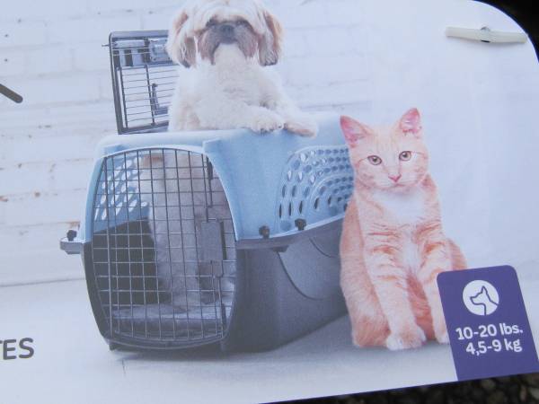 Petmate kennel / cage NEW 1