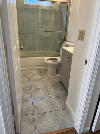 $1,010 / 1br - Apartamento de 1 habitación, 1 baño.........126 S 24th St (san jose downtown)63790049599105121