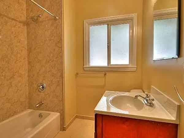 $900 / 1br - 800ft2 - *Beautiful 1 bed 1 bath small house! (103 23rd Ave, San Mateo, CA)64000589376386124