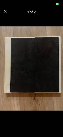 Rebreakable board for martial arts. Pick up required. 1