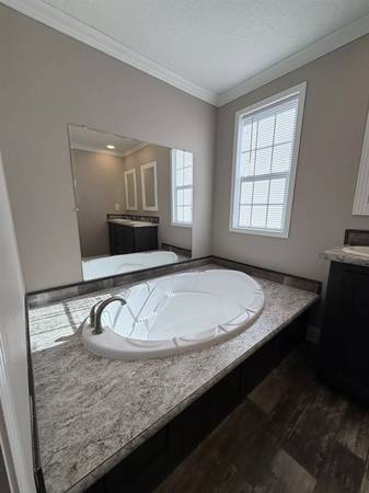 🌟 Ring in the New Year with Free Rent for December & January! 🎉🏡 1