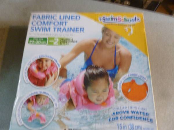 Fabric Lined Comfort Swim Trainer 1