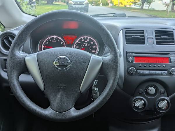 2014 NISSAN VERSA NOTE -39 DEALER RECORDS- NEW CLUTCH AND MANUAL TRANS - $4,990 (POWDER SPRINGS)63622051870721123