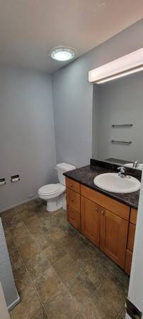 $795 / 1br - 140ft2 - LARGE Private Room in 6 Bedroom Apartment - NEAR UW! (Seattle)63944822848643123