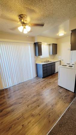 $1,195 / 1br - 640ft2 - Chic 1 bed 1 bath! (Fresno)63873104494467120