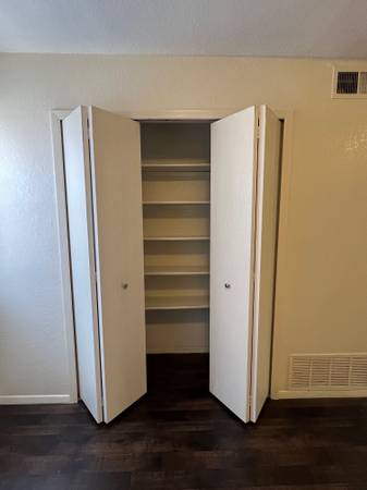 $890 / 2br - 900ft2 - ¡Reserve su nuevo hogar! (Apartamentos Colony Cove)63687913469571124