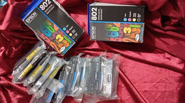 New Epson printer ink cartridges 802 1