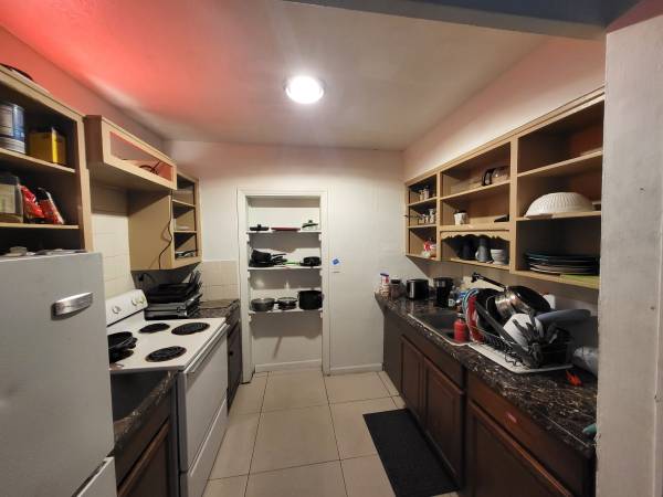 Habitación compartida de $600, entrada inmediata (Fort Lauderdale)63379638748289122