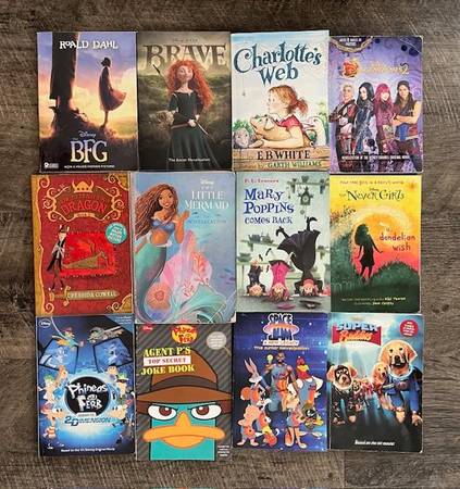 Disney Chapter Books (Lot of 12) 1