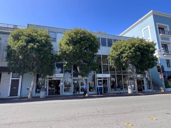 FOR SALE: Trophy Building Offering Prime Office & Retail (496-A-SAU) 1