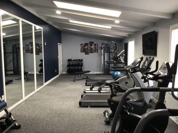 $889 / 1br - 650ft2 - 🧭 Nueva temporada, nueva rutina, ¡nuevo espacio! (2609 Bow Court, South Bend, IN)63665877274243120