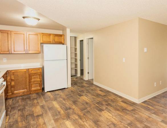 $1,345 / 1br - 1ST MONTH w $500 OFF + Open Floorplan, Fully Remodeled Options (Tigard)63914852969987123