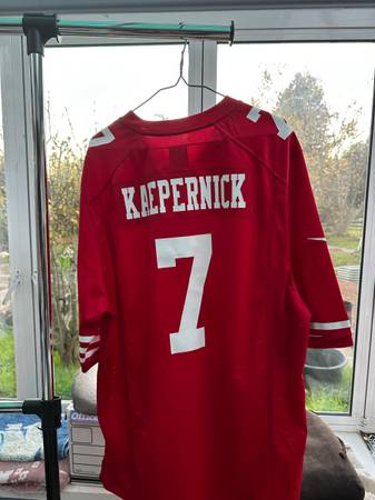 Colin Kaepernick jersey 1