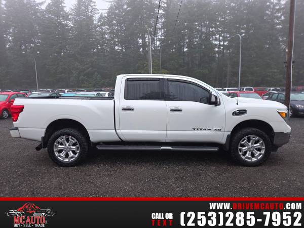 2016 Nissan Titan XD SL Crew Cab Short Bed 1