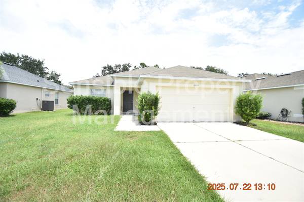 $1,895 / 4br - 1444ft2 - 12033 Butler Woods Cir. Summerfield, LVP floors, new appliances, fans. (Riverview)63991085783042120