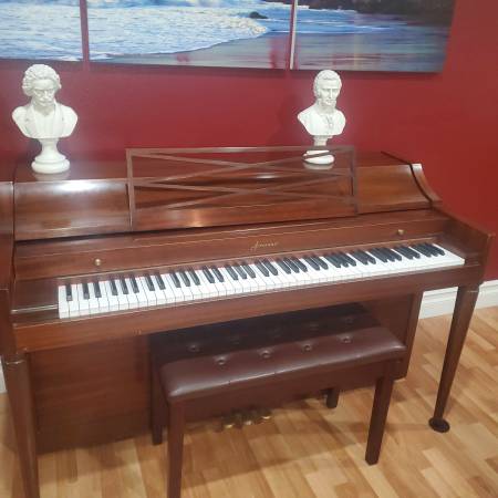Baldwin Acrosonic  Piano 1