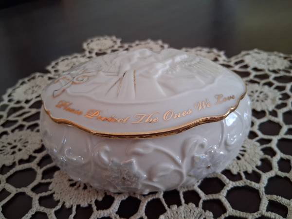 Lenox Treasure / Trinket Boxes 1