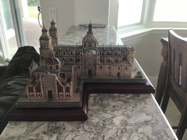 Danbury Mint Collection!The Metropolitan Cathedral Mexico 1