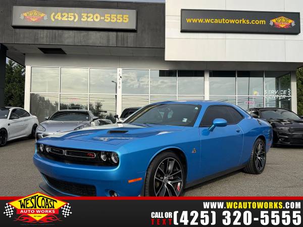 2016 Dodge Challenger R/T Scat Pack 1