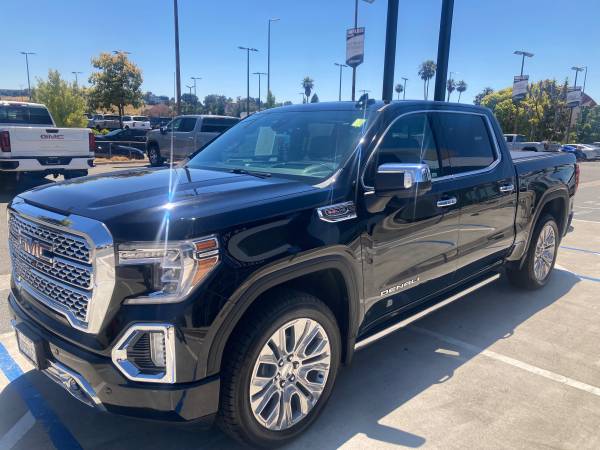 Usado 2021 GMC Sierra 1500 4WD Cabina Doble Denali - Negro - $49,999 (richmond / point / annex)63438520161155124