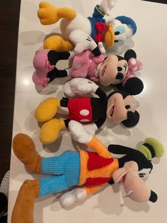 Mickey Mouse set - 4 toys 1