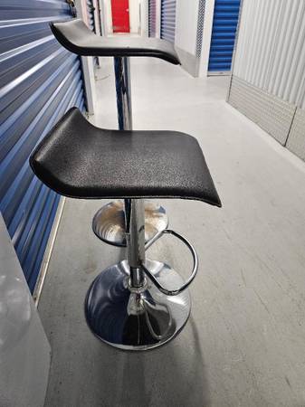 Furniture Chairs Bar Stools Square Black Base Chrome & Beige Set 3 - $40 (Pembroke Pines)63471413825027121