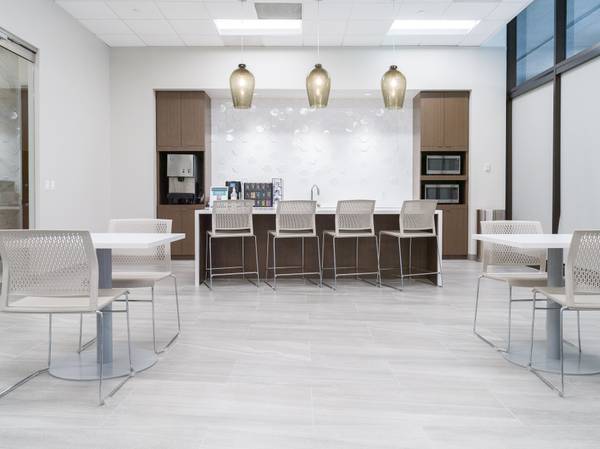 $549 / 88ft2 - Espacio de Oficina Privada – Houston Plaza Audley – Desde $559/mes (Houston)63760508217217123
