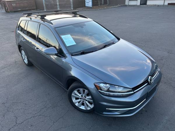 2018 Volkswagen Golf Sportwagen TSi S AWD - $10,900 (Auburn)63469764676099122
