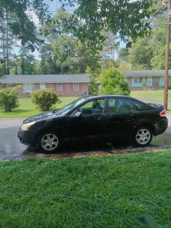 2012 ford focus todo cuero techo solar 4cil 180k - $2,499 (Stone mountain)63620620933379123